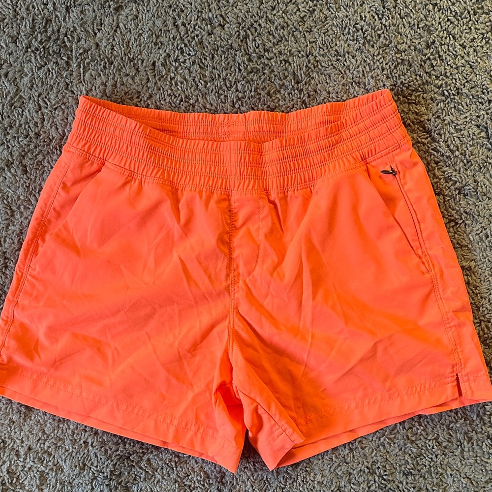 Old Navy Active shorts